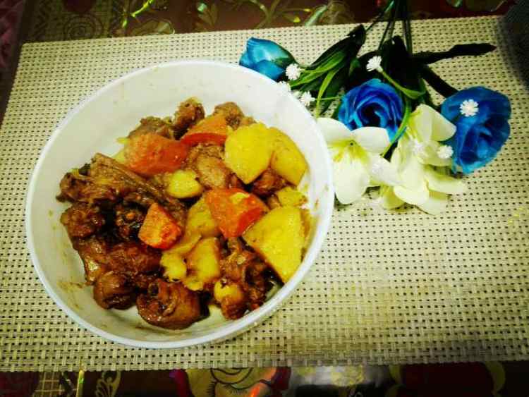鸡腿炖土豆胡萝卜步骤12
