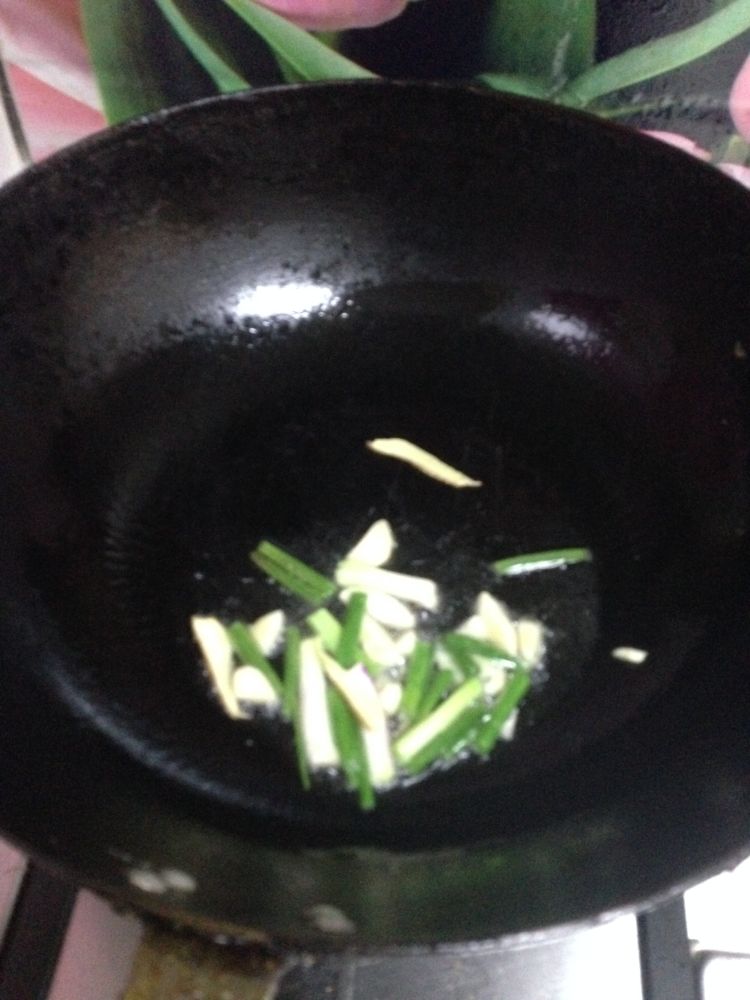 黑胡椒滑鸡煲步骤6