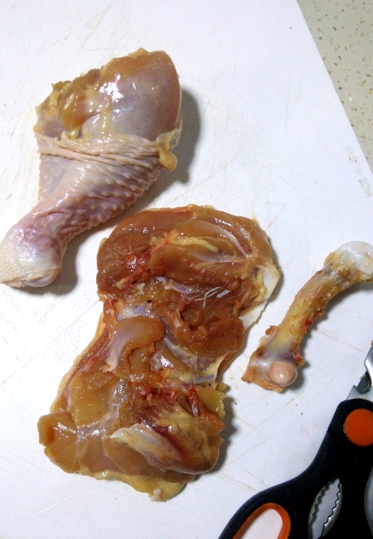 海贼王漫画路飞棒骨肉步骤1