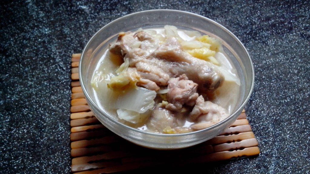 鸡腿白菜汤步骤8