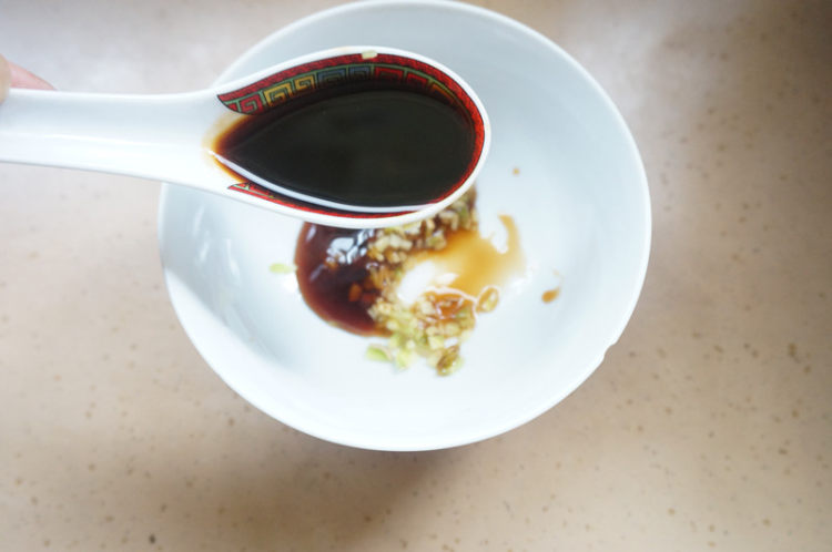香脆炸鸡腿步骤4