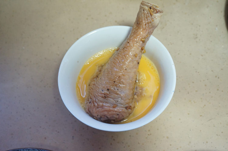 香脆炸鸡腿步骤7