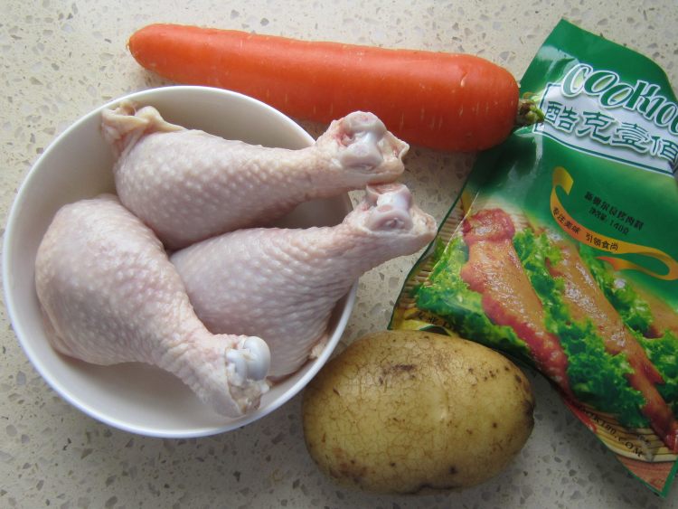 胡萝卜土豆烤鸡腿步骤1