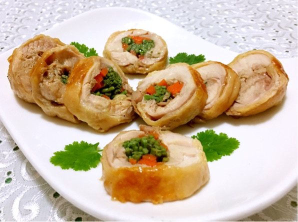 鸡腿时蔬卷步骤15