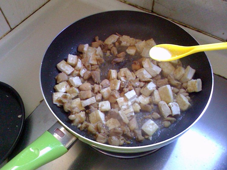 小炒豆腐步骤5