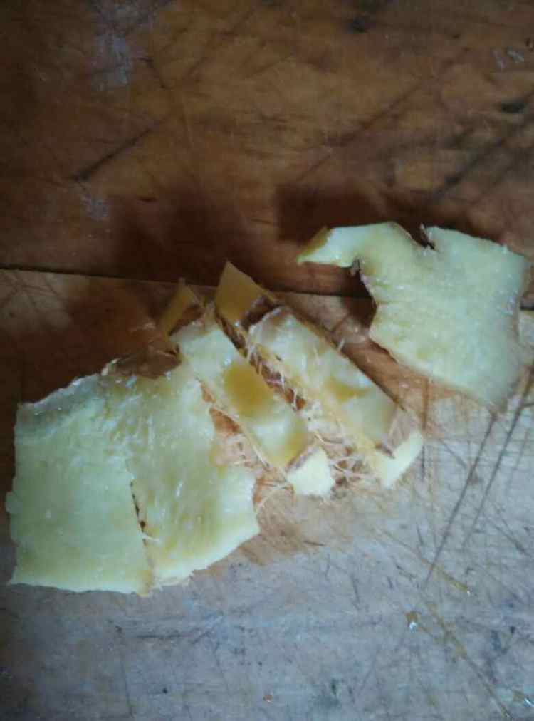 鸡腿炖香菇步骤4