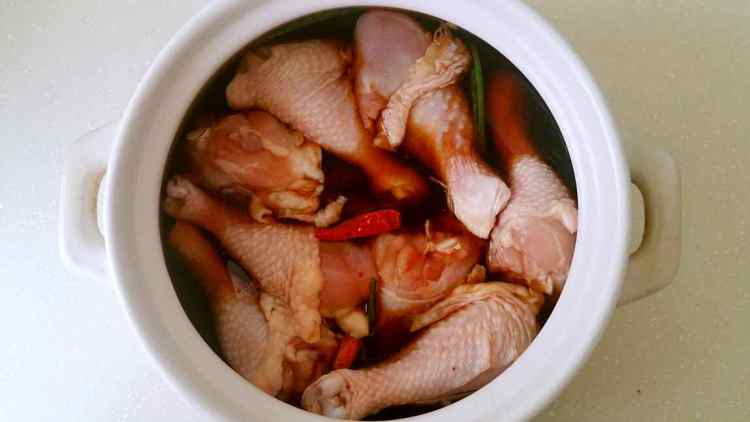 豉油炖鸡腿步骤5
