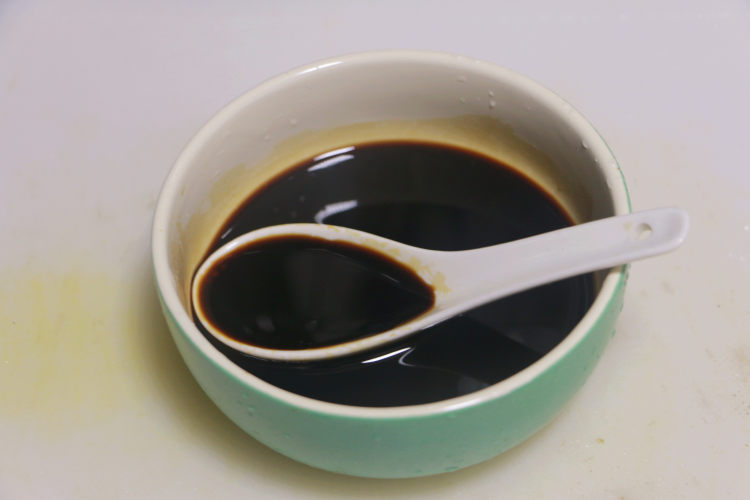 香菇鸡肉煲仔饭步骤10
