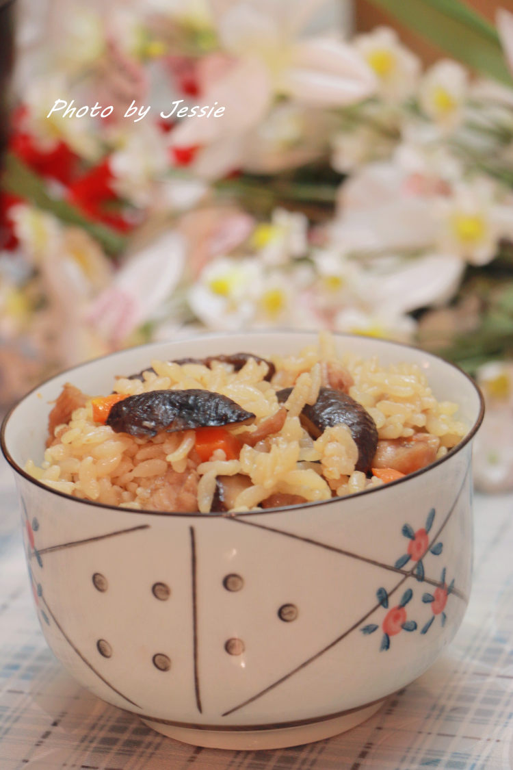 香菇鸡肉煲仔饭步骤25
