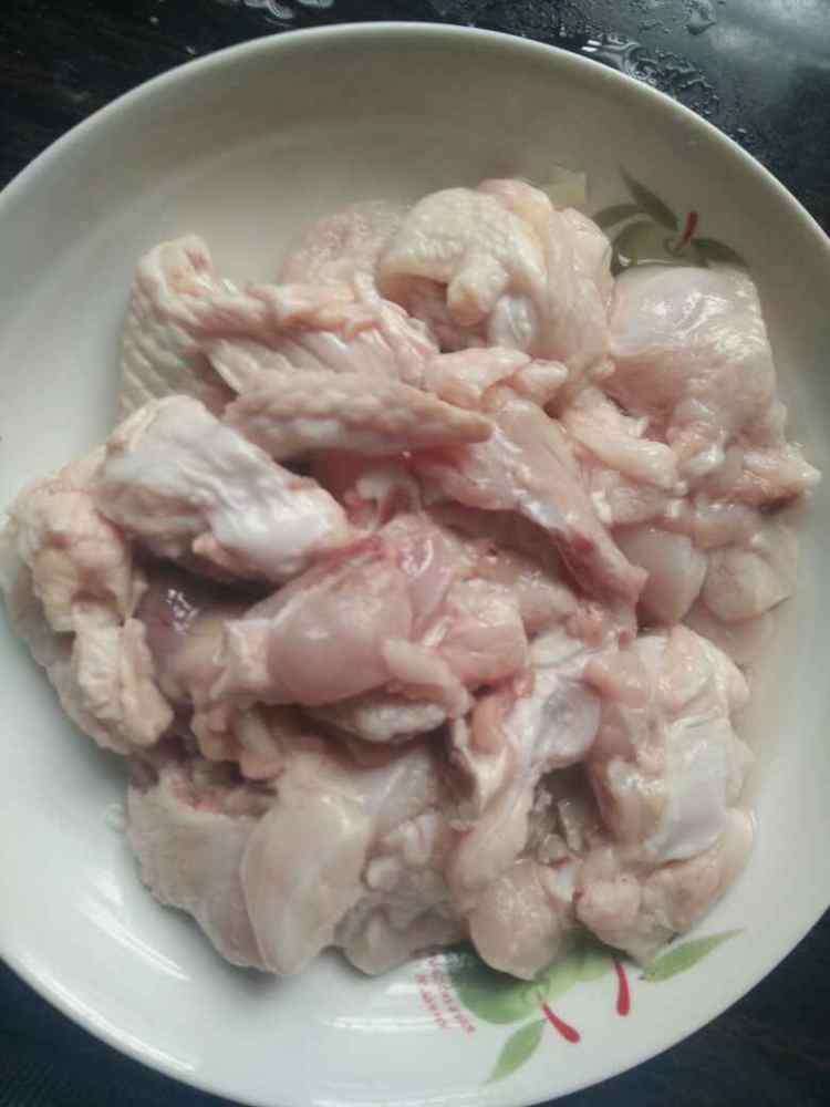 辣椒炒鸡步骤1