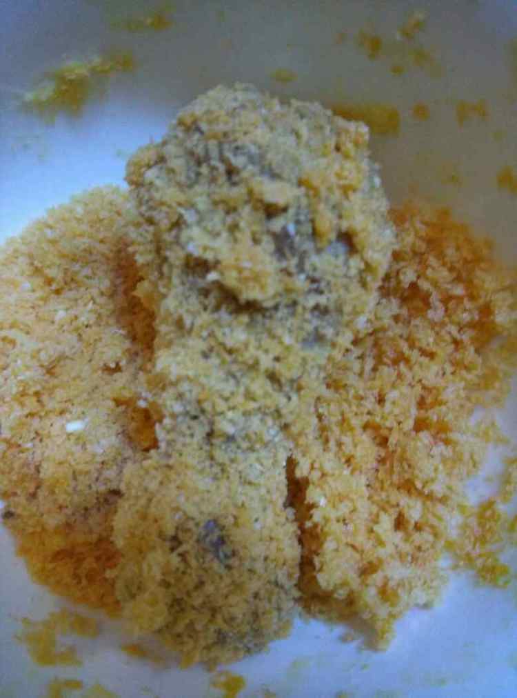 脆皮鸡腿步骤6