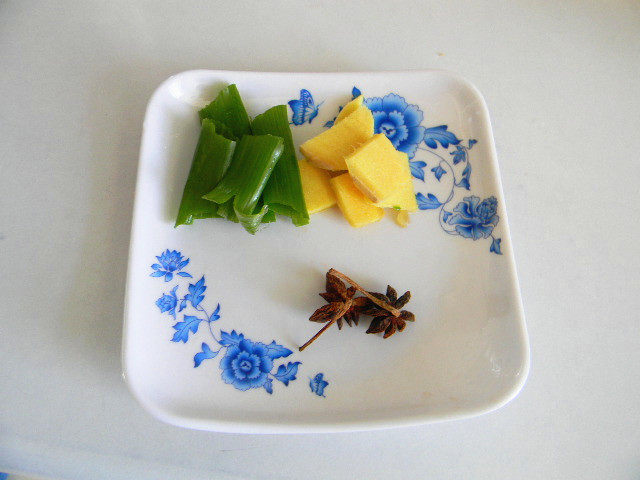 鸡腿香菇卷步骤9