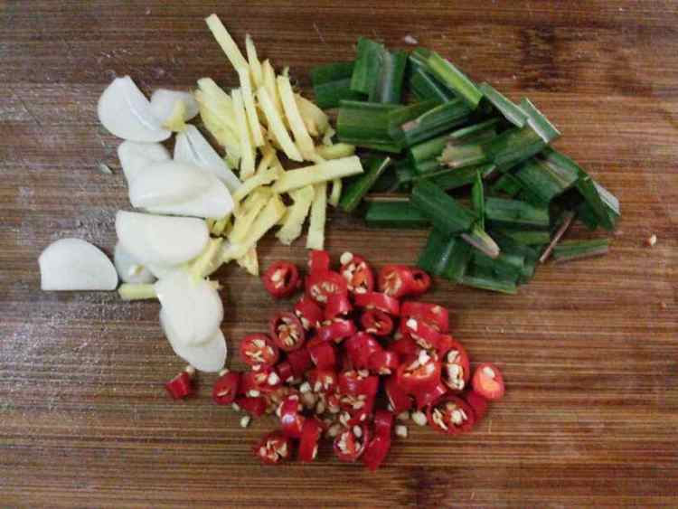 香茅草烤鸡腿步骤2