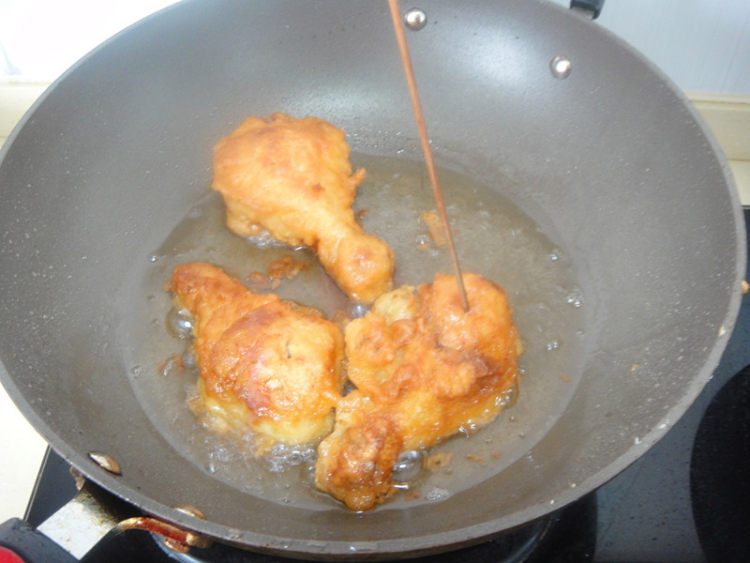 【手工美食】香酥鸡腿步骤6