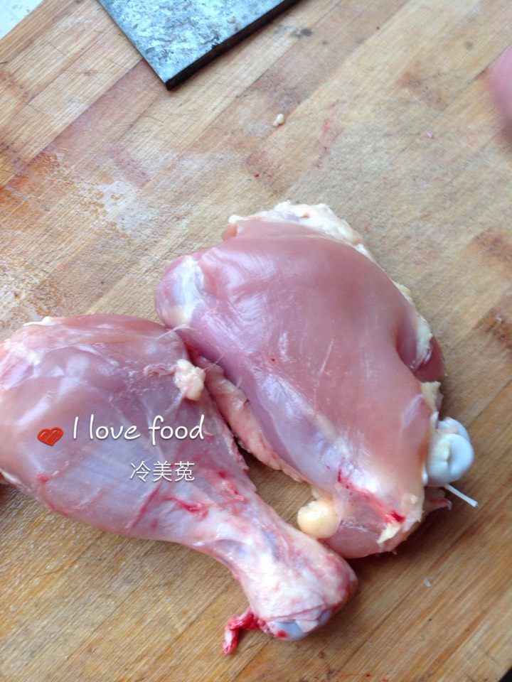 肉蘑炖鸡腿步骤7