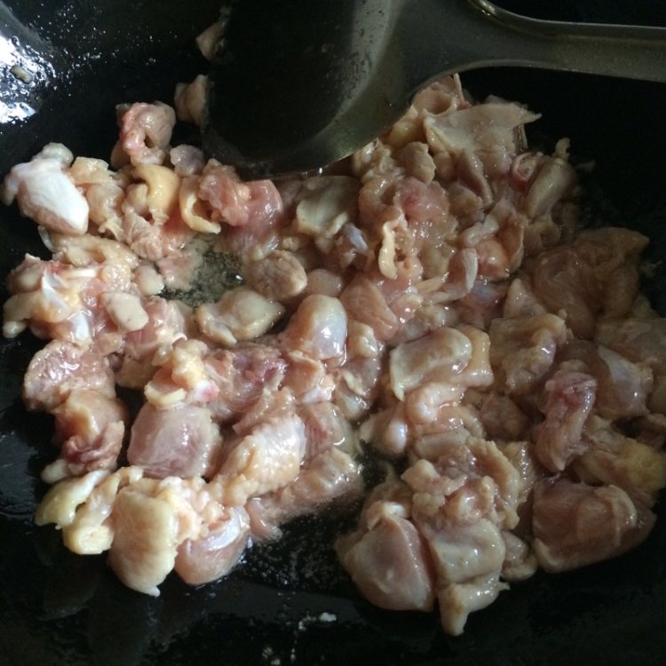 鲜椒鸡丁步骤8