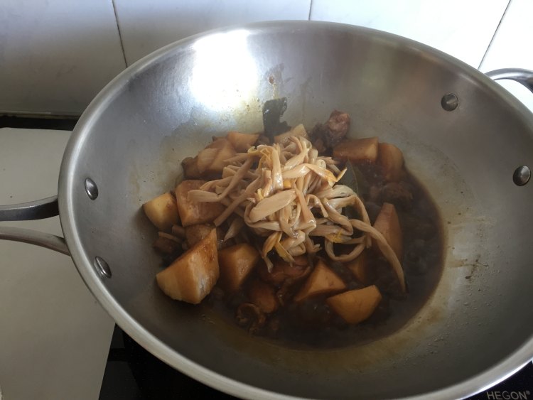 鸡腿山药黄花菜步骤10