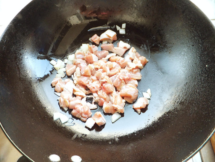 奶油蘑菇鸡肉焗饭步骤6