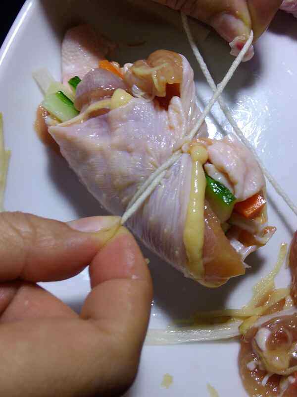 鸡腿彩卷步骤6