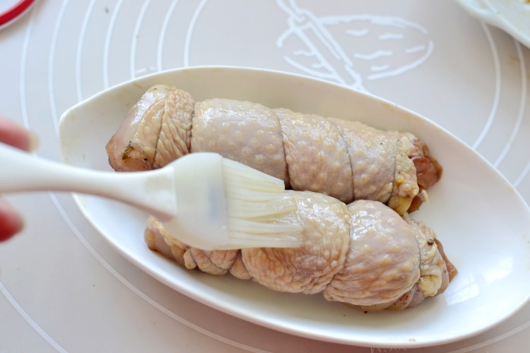 香草鸡肉卷步骤8
