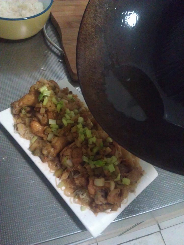 榨菜粉丝蒸鸡腿步骤10