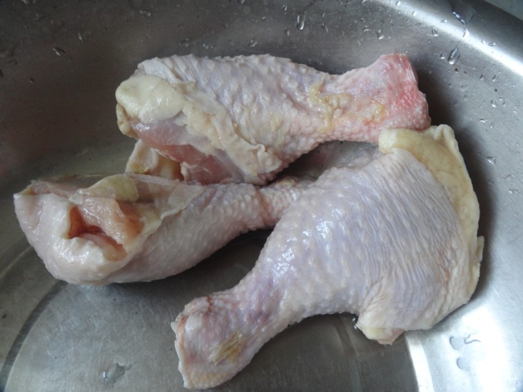 照烧鸡腿肉步骤1