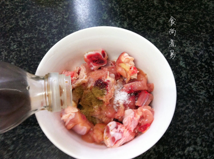孜然烤杏鲍菇鸡腿肉步骤3