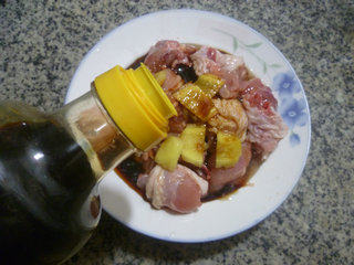 黑木耳香菇蒸鸡腿步骤7