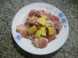 黑木耳香菇蒸鸡腿步骤5