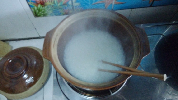 胡萝卜香菇鸡腿煲仔饭步骤10