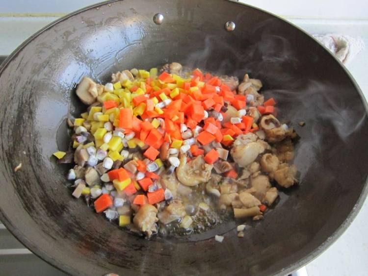 鸡腿香菇饭步骤7