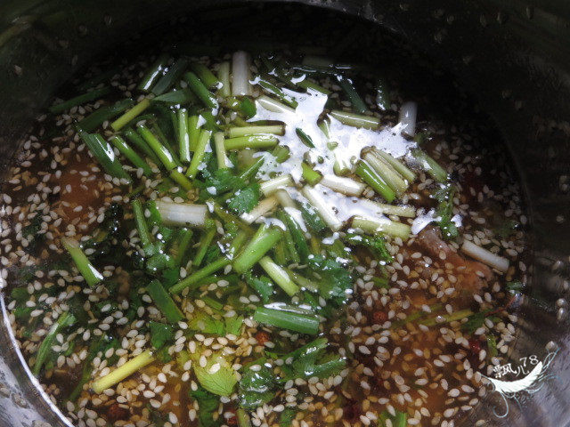 手撕麻椒鸡腿肉步骤15