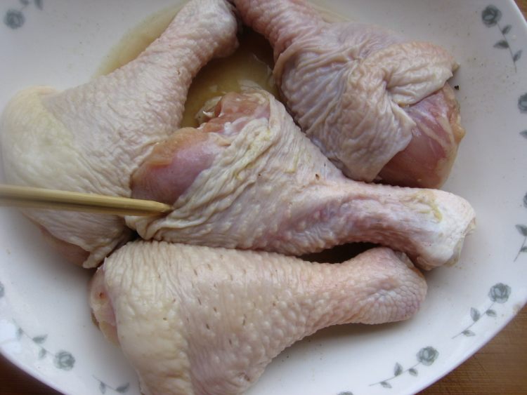 香酥嫩鸡腿步骤3