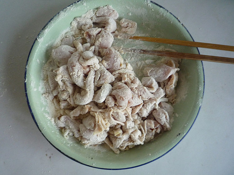 香酥鸡块步骤7
