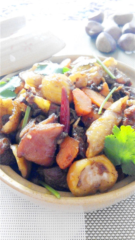 板栗炖鸡腿步骤16