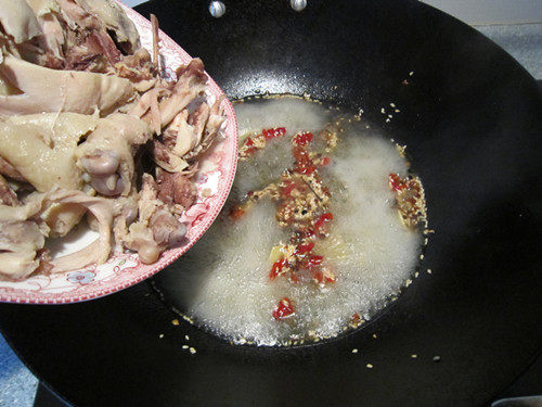 麻辣手撕鸡腿步骤16