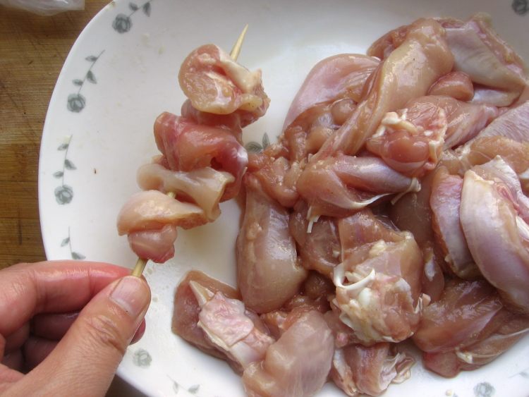 麻辣鸡串步骤9