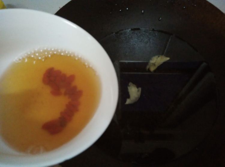 椒麻鸡腿丝步骤4