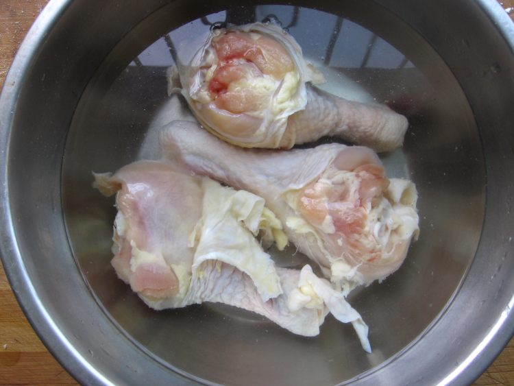 花心鸡腿卷步骤2