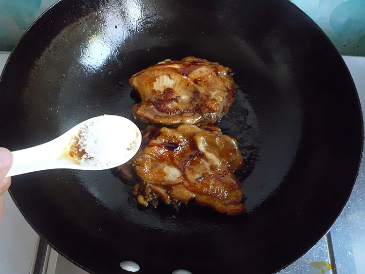 黑胡椒鸡腿饭步骤11