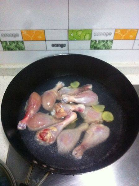 香菇豆干卤鸡腿步骤3