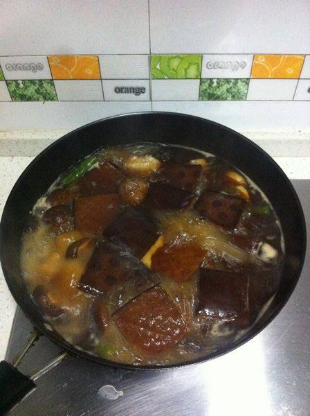 香菇豆干卤鸡腿步骤9