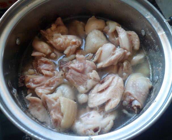 鸡肉烧土豆步骤3