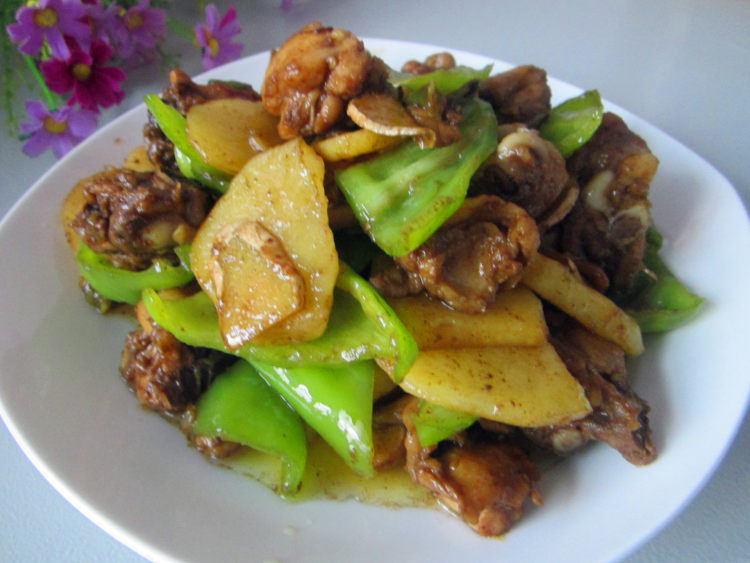 尖椒土豆烧鸡腿步骤14