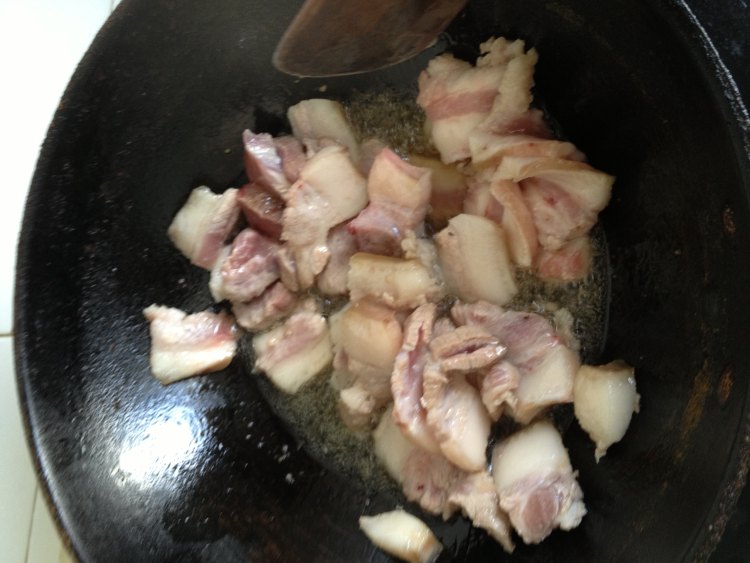鸡腿五花肉炖豆片土豆步骤6