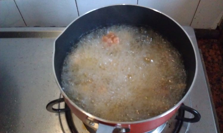 茄汁鸡球步骤4