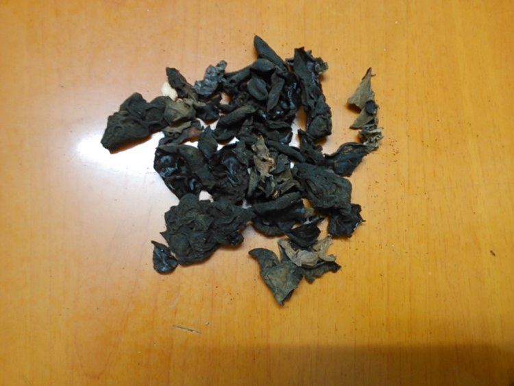 香菇木耳鸡腿步骤2
