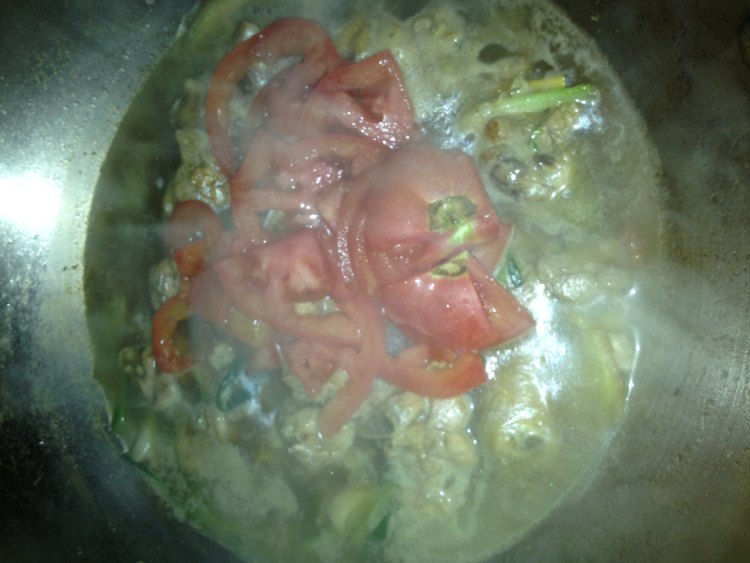 豆皮烧鸡腿土豆步骤4