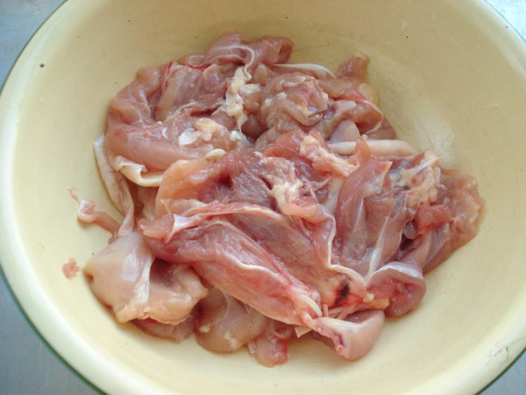 黑椒炸鸡块步骤2