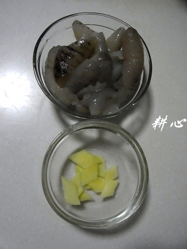 海参鸡腿煲步骤5